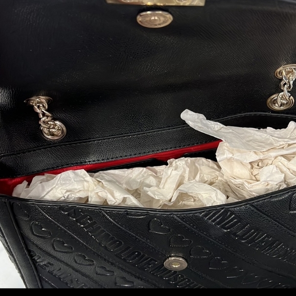 💕❌️SOLD❌️NEW LOVE MOSCHINO HANDBAG💕 - Picture 4 of 11